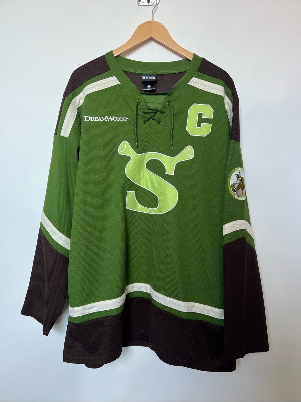 DreamWorks Shrek Hockey Jersey XL BoxLunch Donkey Embroidered Lace Up Green